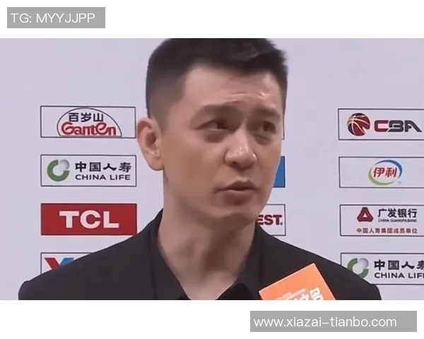 杨鸣强调球队拼搏精神球迷不求每年夺冠但期待每场全力以赴