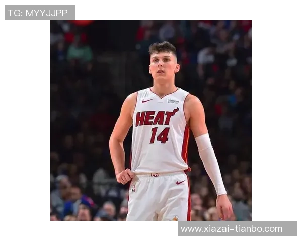 希罗表现平平17投6中三分命中率高但正负值全队最低 希罗表现平平17投6中三分命中率高但正负值全队最低